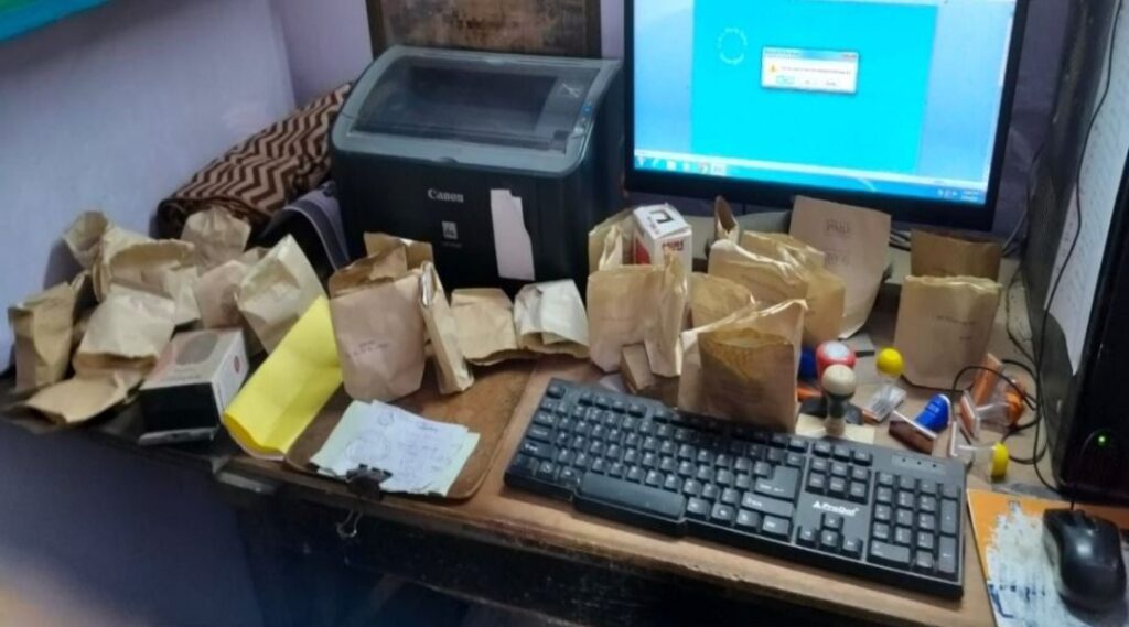 मिलिट्री 