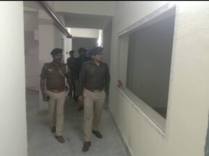 नवनिर्मित पतरघट थाना भवन का एसपी ने किया निरीक्षण, व्यवस्थाओं को लेकर दिए आवश्यक निर्देश