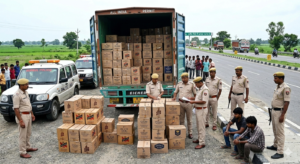 एनएच-27 पर 548 कार्टन विदेशी शराब जब्त, दो तस्कर गिरफ्तार; सुपौल पुलिस की बड़ी कार्रवाई