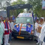 नवादा में संविधान रथ यात्रा का शुभारंभ, नेताओं ने संविधान बचाने का दिया संदेश