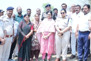 रामनवमी को लेकर प्रशासन अलर्ट: डीसी-एसपी ने गांवों में किया संवाद, शांति-सौहार्द के साथ पर्व मनाने की अपील