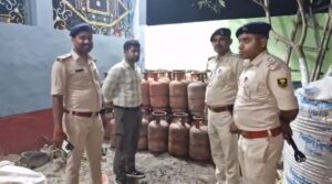 सहरसा में अवैध गैस कारोबार पकड़ा: 135 एलपीजी सिलेंडर जब्त, दो भाईयों पर मामला दर्ज