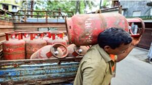 मध्य पूर्व संकट का असर: भारत में LPG सप्लाई पर दबाव, 14.2 किलो की जगह 10 किलो सिलेंडर पर विचार