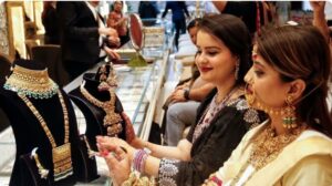 मिडिल ईस्ट तनाव घटते ही सोना-चांदी में भारी गिरावट, निवेशकों में बेचैनी