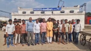 पंचगछिया स्टेशन पर रंगरोगन शुरू, लेकिन बुनियादी सुविधाओं का अभाव बरकरार; यात्रियों में नाराजगी