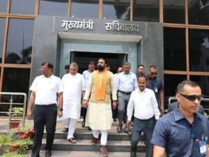 CM आवास पर जनता दरबार—मुख्यमंत्री सम्राट ने खुद सुनी जनता की फरियाद, सख्त सुरक्षा के बीच मिल रही एंट्री