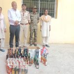 “चुनावी सख्ती का असर! जामताड़ा में अवैध शराब पर बड़ी कार्रवाई, घर से भारी मात्रा में शराब-बीयर बरामद”