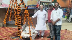 बीजेपी के 47वें स्थापना दिवस पर सहरसा पहुंचे प्रदेश अध्यक्ष संजय सरावगी, 101 किलो लड्डू से हुआ भव्य स्वागत