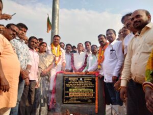 बड़कागांव में 4 करोड़ की लागत से गार्डवाल निर्माण का शिलान्यास, सांसद-विधायक ने रखी आधारशिला