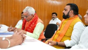 पटना विधान परिषद उपचुनाव: एनडीए के अरविंद शर्मा ने भरा नामांकन, जीत लगभग तय