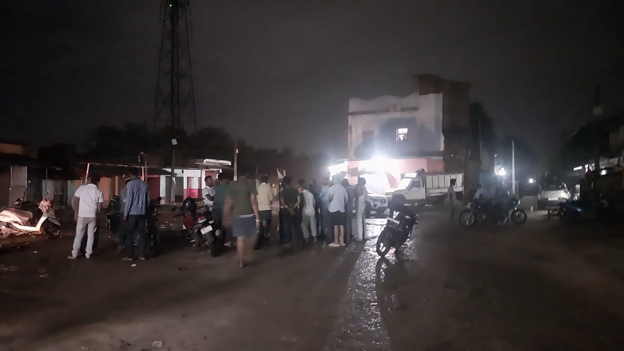 जामताड़ा के फतेहपुर में ज्वेलर्स कारोबारी से पिस्तौल के बल पर लूट, बाजार में फैली दहशत