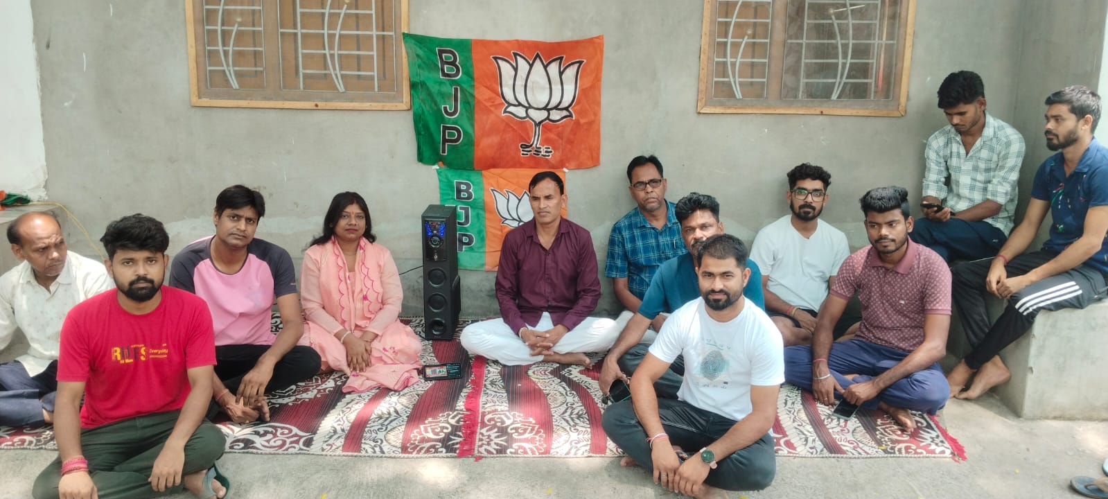 जामताड़ा के बूथ 237 में सुनी गई पीएम मोदी की 134वीं ‘मन की बात’, गर्मी से बचाव और युवा खिलाड़ियों की सराहना पर रहा जोर