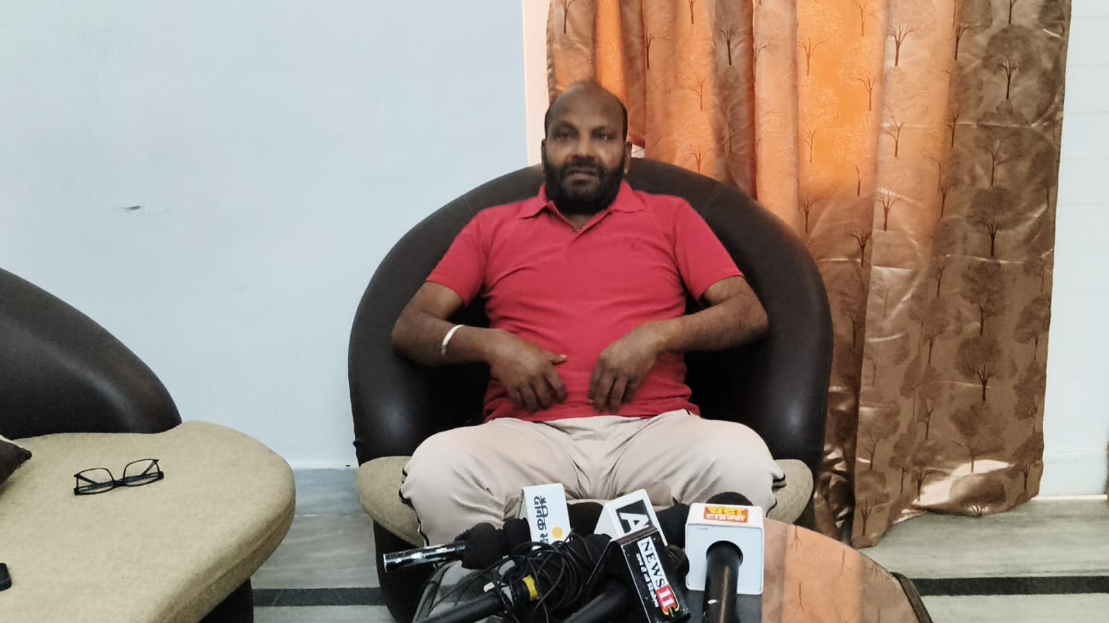 सहरसा में राबड़ी आवास विवाद पर भड़के राजद नेता, बोले- ओछी राजनीति से सरकार को होगा नुकसान