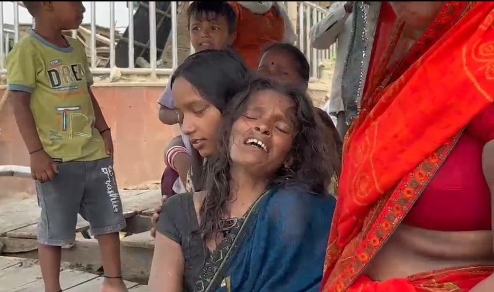 गंगा स्नान के दौरान पैर फिसलने से 13 वर्षीय बालक गंगा में लापता, नामामि गंगे घाट पर मचा हड़कंप
