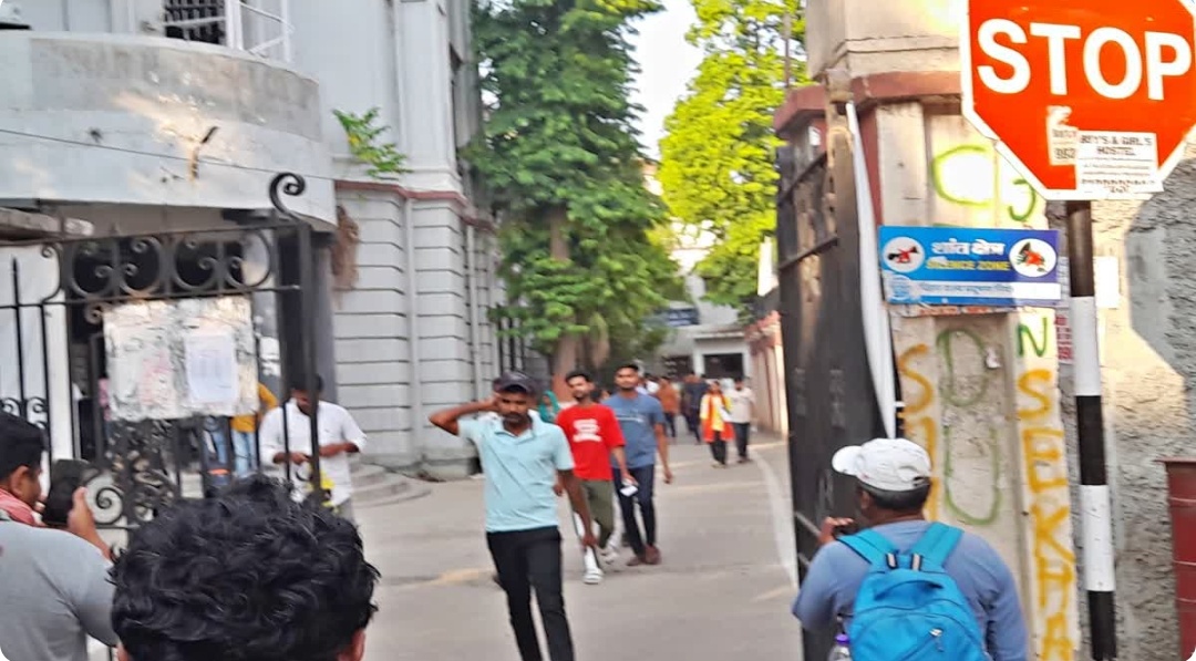 सिवान में सिपाही भर्ती परीक्षा में बड़ा फर्जीवाड़ा, दो मुन्नाभाई गिरफ्तार; कई जिलों में परीक्षा देने का खुलासा