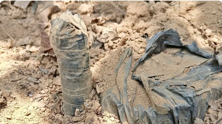 गया में नक्सलियों की बड़ी साजिश नाकाम, 5 किलो का शक्तिशाली IED बरामद कर सुरक्षा बलों ने किया निष्क्रिय