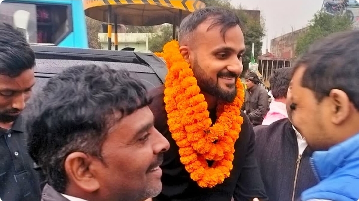 बिहार के दो क्रिकेट सितारों को बड़ा सम्मान, आकाशदीप और मुकेश कुमार बनेंगे डीएसपी