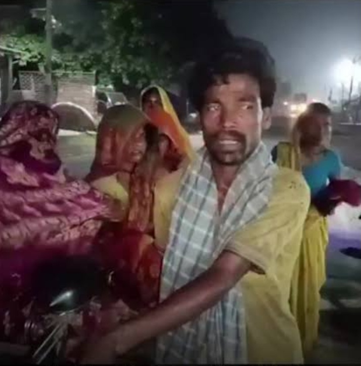 ठेले पर गर्भवती को अस्पताल ले जाने का वीडियो वायरल, सहरसा की स्वास्थ्य व्यवस्था पर उठे गंभीर सवाल