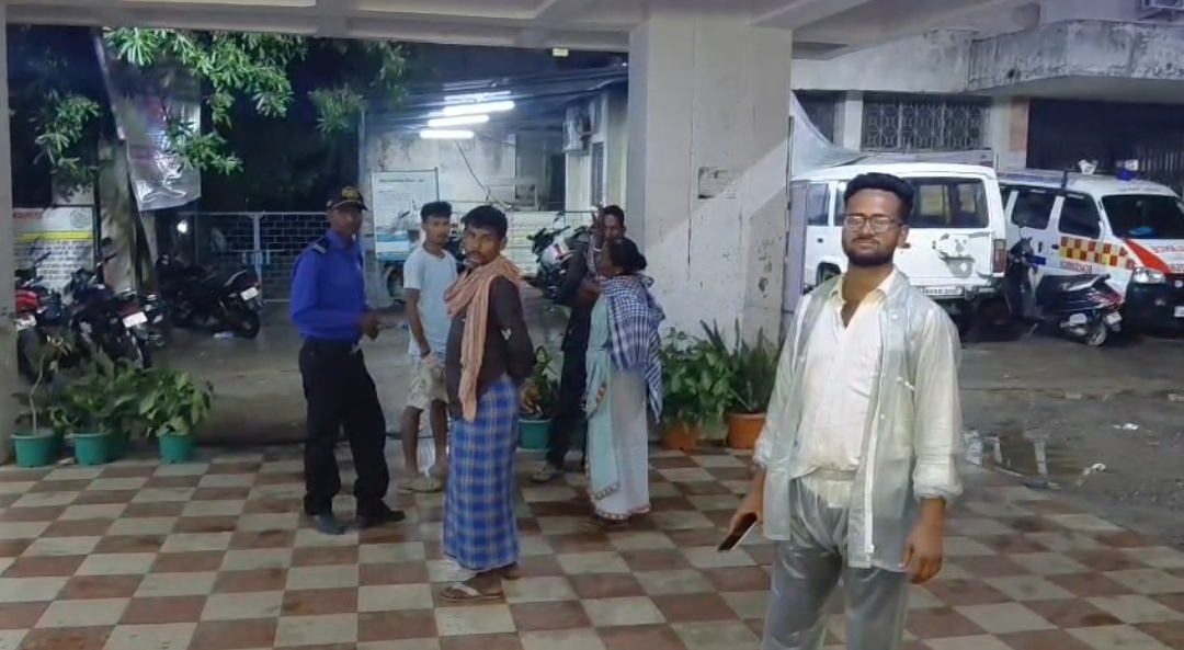 जामताड़ा में वज्रपात का कहर: शादी समारोह में शामिल होने गए दो लोगों की मौत, दो गंभीर घायल