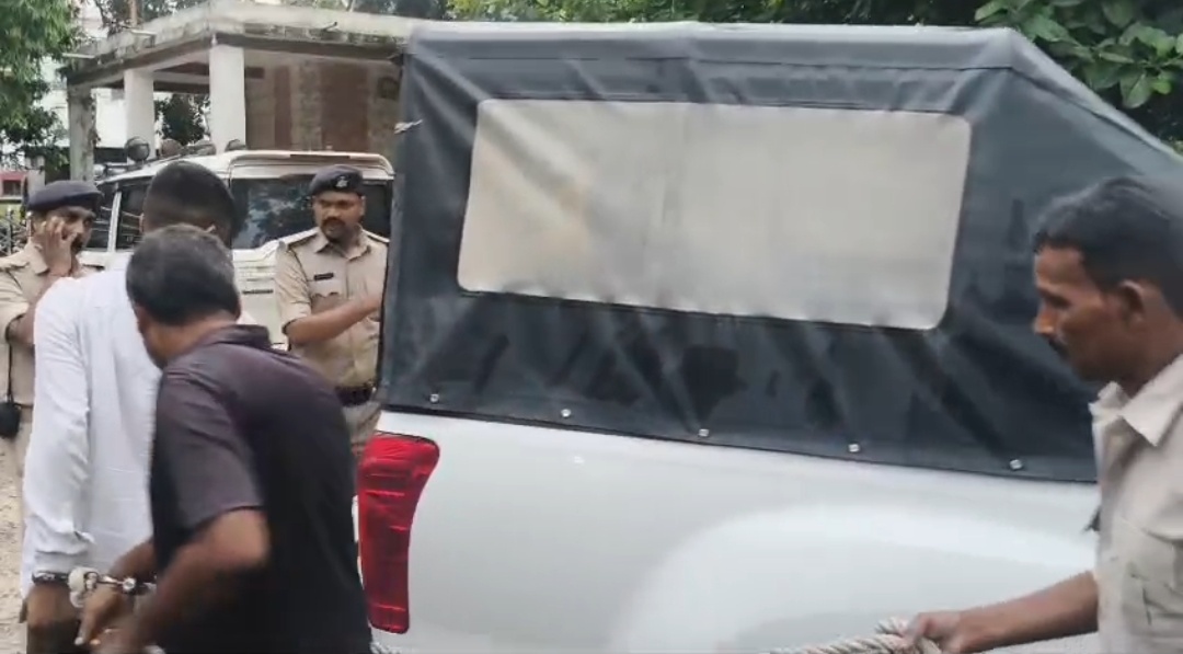 सहरसा में सिपाही भर्ती परीक्षा में फर्जीवाड़े का बड़ा खुलासा, 6 गिरफ्तार; 10 मोबाइल, शैक्षणिक प्रमाण पत्र और ब्लैंक चेक बरामद