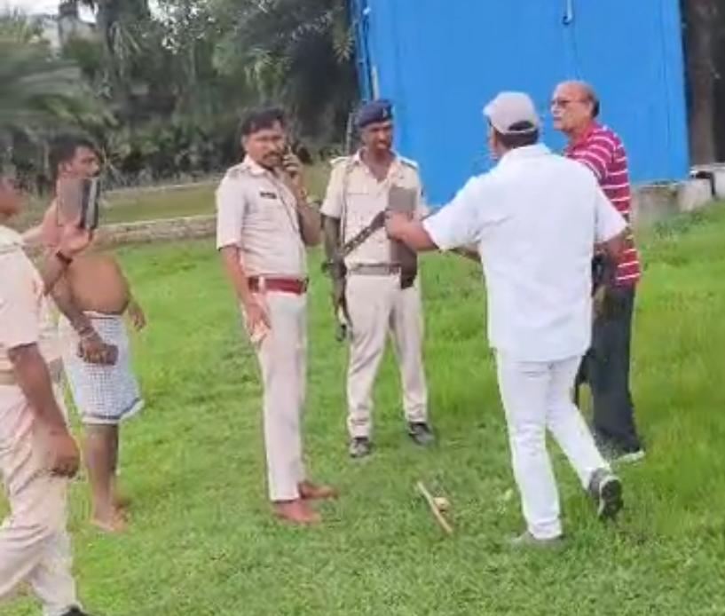 भागलपुर में जमीन विवाद पर चली गोलियां, दोनों पक्षों ने एक-दूसरे पर लगाया जानलेवा हमले का आरोप