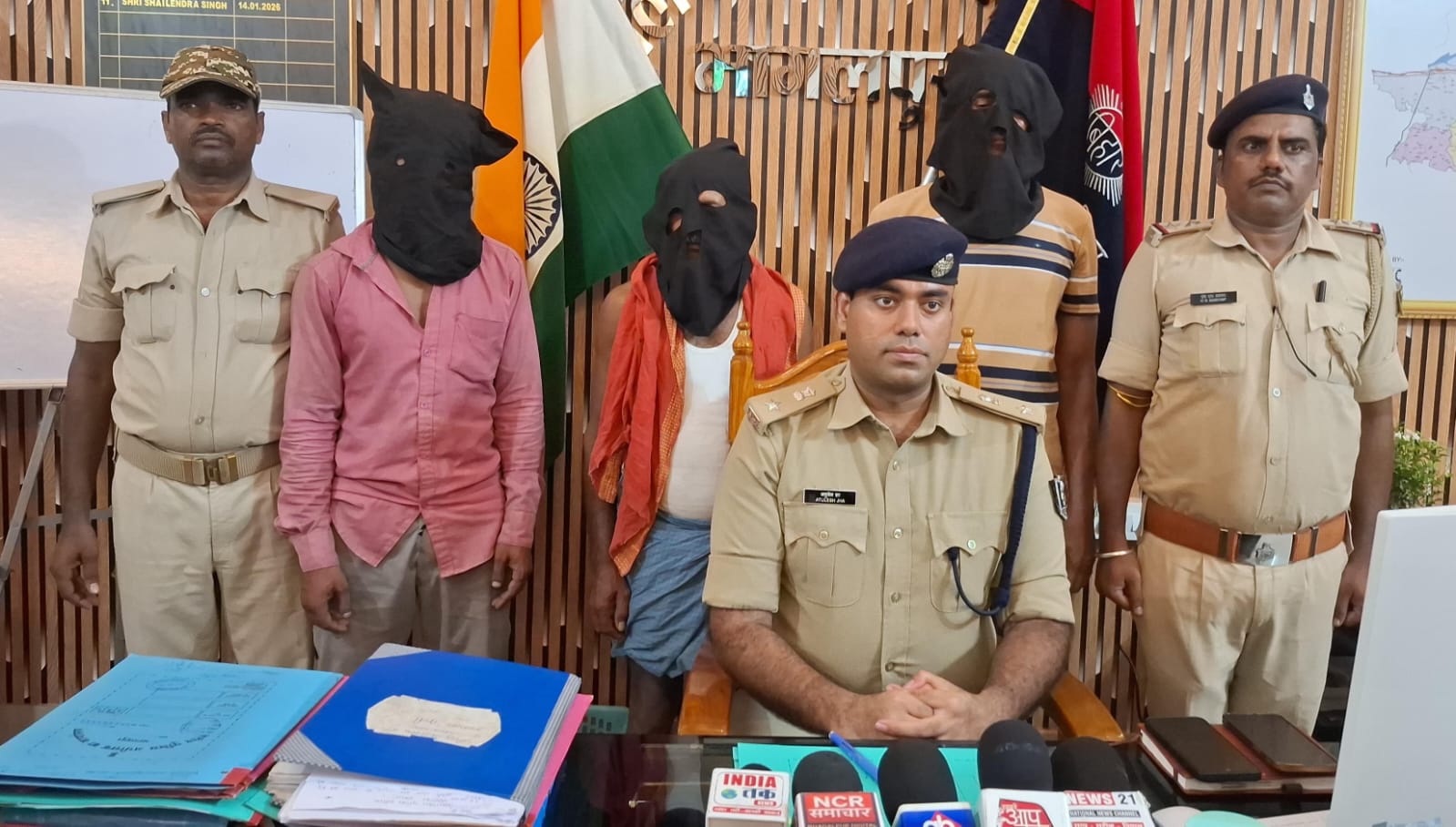सुलतानगंज महिला हत्याकांड का खुलासा, तीन मुख्य आरोपी गिरफ्तार; हत्या में इस्तेमाल टोटो और प्लास्टिक की बोरी बरामद