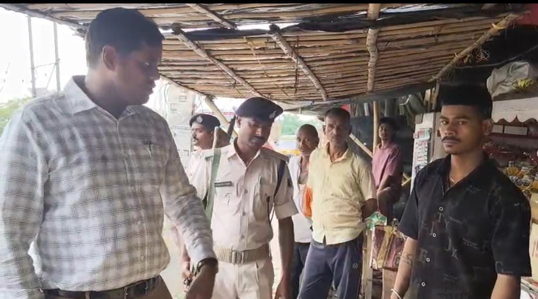 श्रावणी मेला से पहले प्रशासन सख्त: जगदीशपुर बाजार में अतिक्रमण हटाने का अल्टीमेटम, बुलडोजर कार्रवाई की चेतावनी