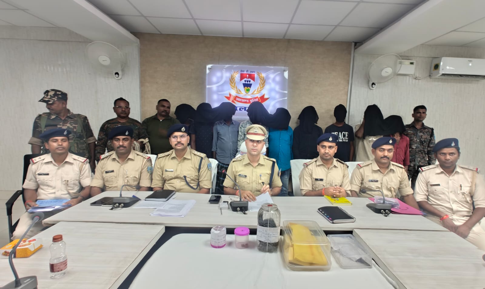 चैनपुर गोलीकांड में पुलिस की बड़ी कार्रवाई, नौ आरोपी गिरफ्तार; पूछताछ में सभी ने स्वीकार की संलिप्तता