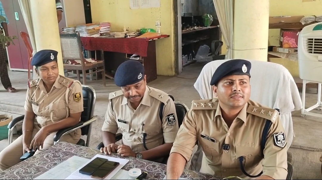 पति की हत्या की चश्मदीद गवाह रानी खातून की हत्या का खुलासा, अवैध संबंध और ब्लैकमेलिंग बना कत्ल की वजह; दो आरोपी गिरफ्तार