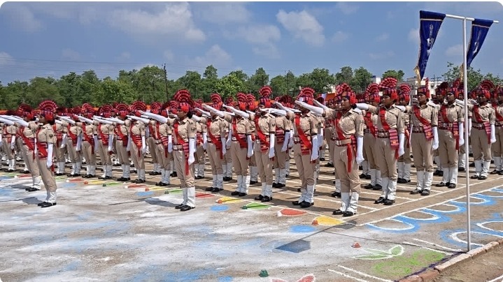 संघर्ष से सफलता तक: बोधगया में 1086 महिला सिपाहियों की पासिंग आउट परेड, भावुक पलों ने जीता दिल