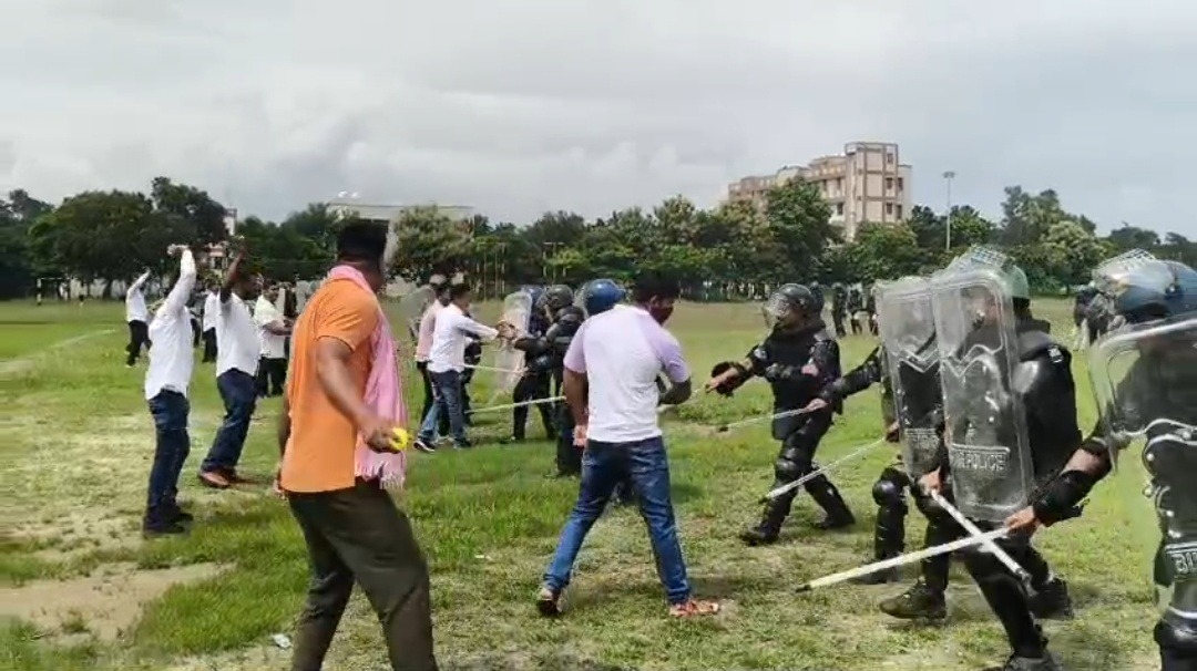 सहरसा में दंगा नियंत्रण की तैयारी, डीआईजी की मौजूदगी में पुलिस ने किया मॉक ड्रिल