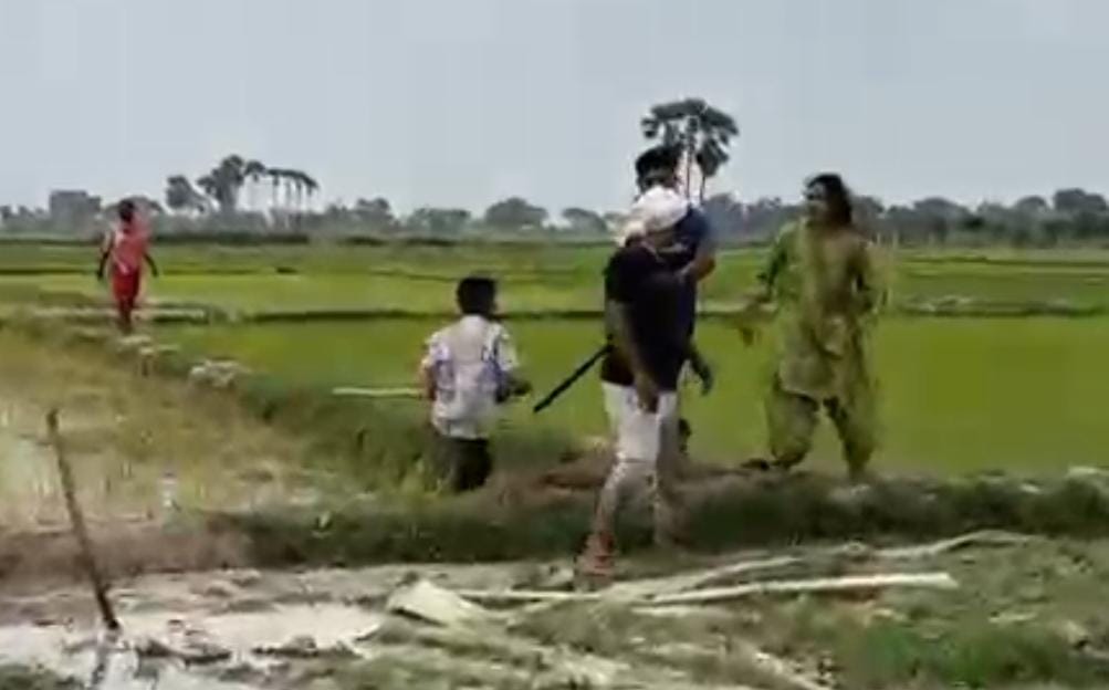 बांका में जमीन विवाद ने लिया हिंसक रूप, दो पक्षों में मारपीट; महिला गंभीर घायल, मायागंज अस्पताल में भर्ती