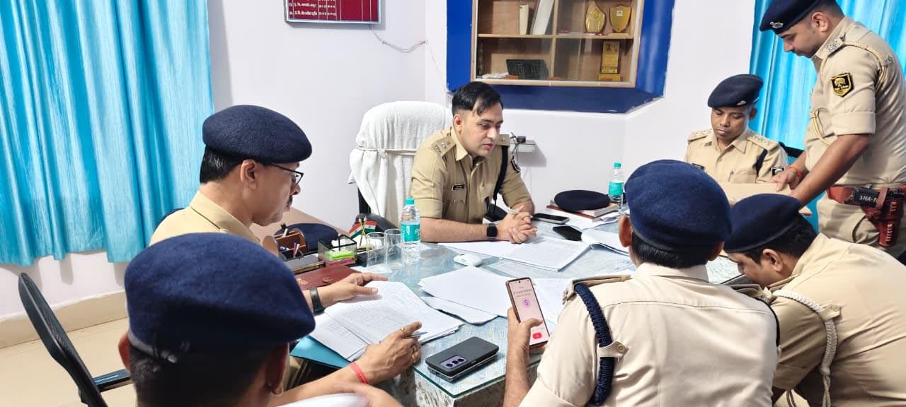 सहरसा सदर थाना का एसपी विक्रम सिहाग ने किया औचक निरीक्षण, लंबित कांडों की समीक्षा कर दिए आवश्यक निर्देश