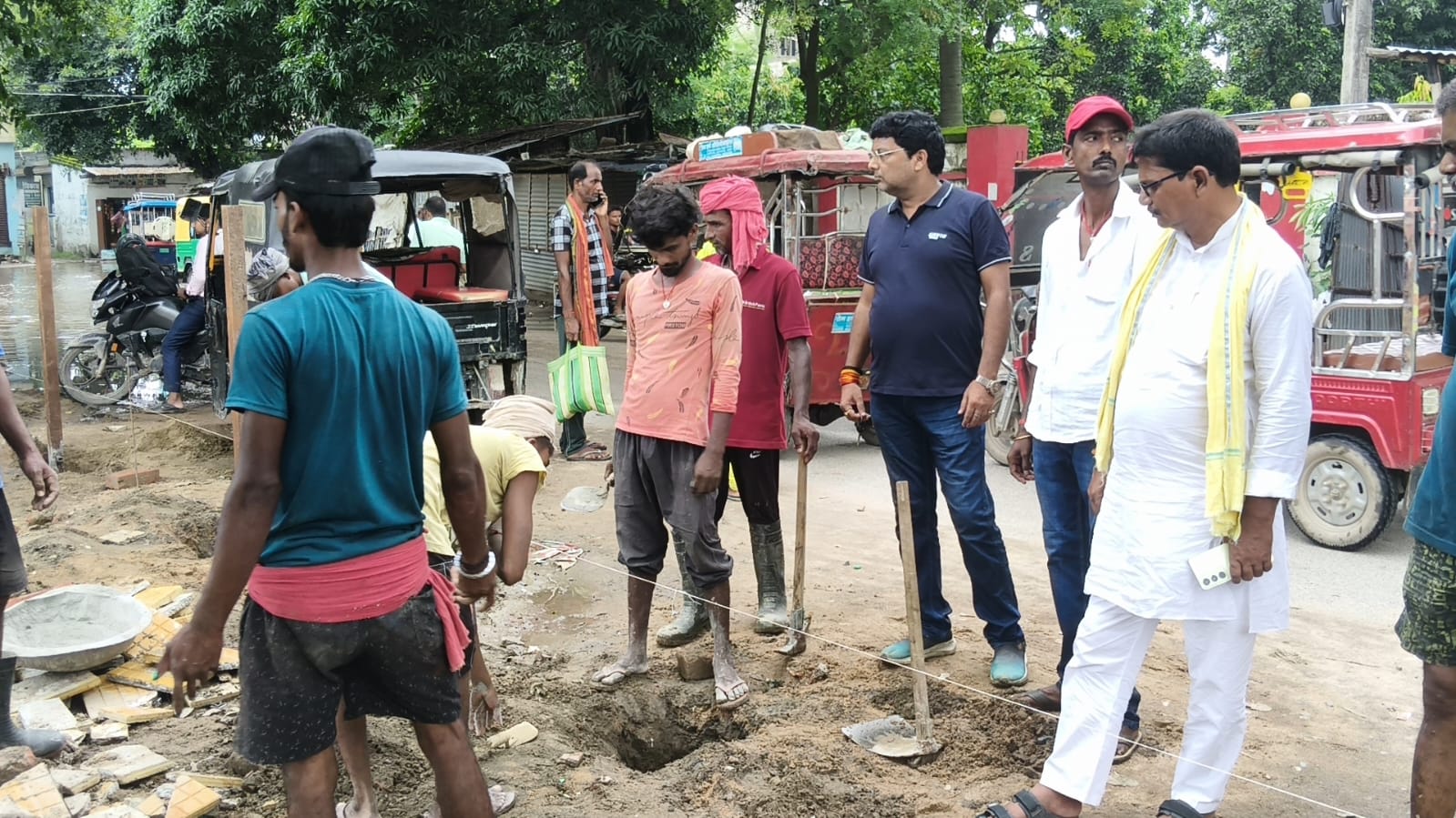 सहरसा नगर निगम वार्ड 13 में पोखर सौंदर्यीकरण या करोड़ों की बंदरबांट? 1.80 करोड़ की योजना पर उठे बड़े सवाल