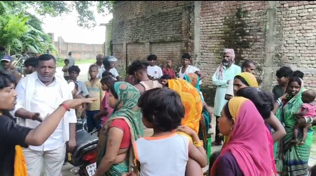 सहरसा में शराब माफिया का खेल! ठुठ्ठी मुसहरी में रोज पहुंच रही शराब की खेप, पुलिस पर मिलीभगत के आरोप
