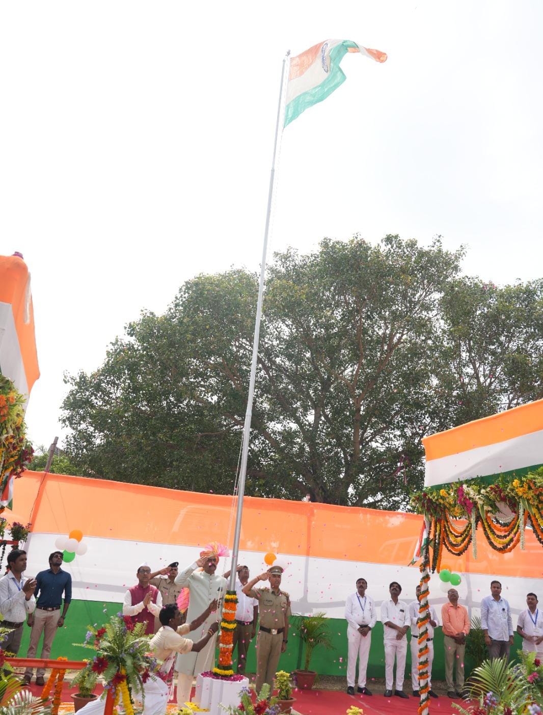 भागलपुर में बिहार कृषि विश्वविद्यालय का 80वां स्वतंत्रता दिवस समारोह, कुलपति बोले- ‘शोध आज की सबसे बड़ी देशभक्ति है’