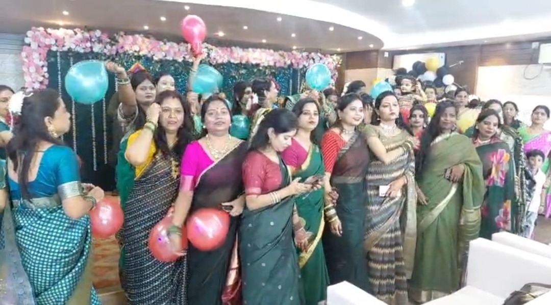 धनबाद में मैथिलानी सखी सावन मिलन समारोह, सावन गीतों पर झूमीं महिलाएं