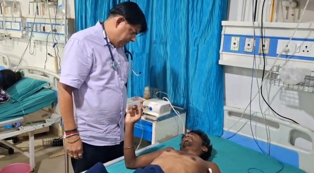 मुजफ्फरपुर में घर के बाहर टहल रहे युवक को बदमाशों ने मारी गोली, निजी अस्पताल में जिंदगी की जंग लड़ रहा 19 वर्षीय कैलाश