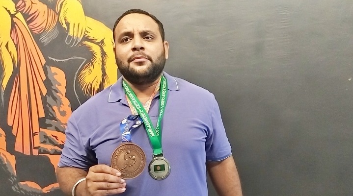 दिन में पुजारी, शाम को पहलवान: गया के संदीप पाठक ने जीते 200 से ज्यादा मेडल, अंतरराष्ट्रीय स्तर पर बढ़ाया बिहार का मान
