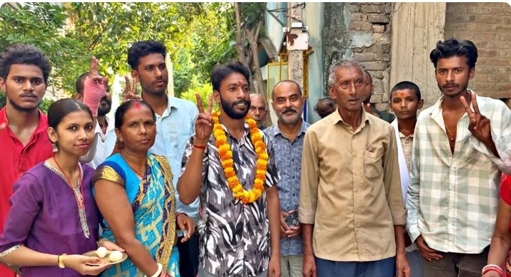 ठेले पर चाय बेचने वाले पिता का बेटा बना असिस्टेंट कमांडेंट, घनश्याम ने मेहनत से रचा सफलता का इतिहास