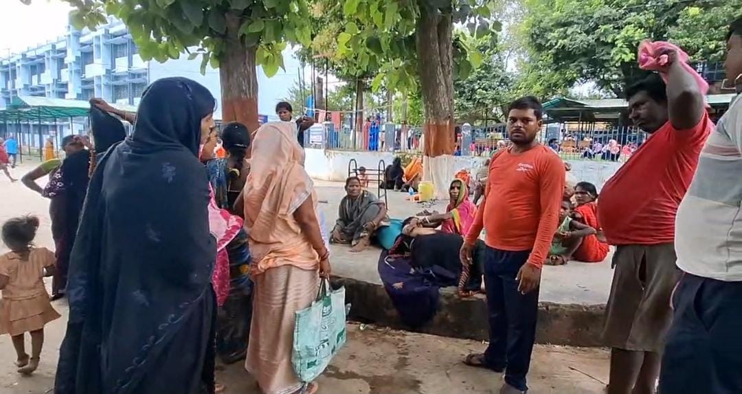 केस वापस लेने के दबाव में पूरे परिवार पर हमला का आरोप, लाठी-डंडे और लोहे की रॉड से पिटाई; कई घायल