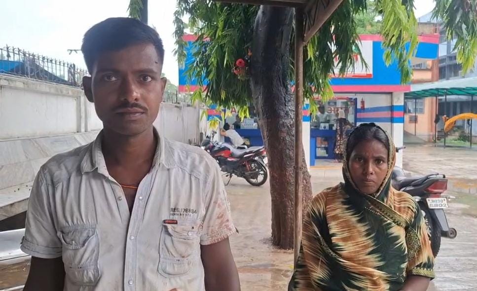लगातार बारिश बनी काल, कच्चे मकान की दीवार गिरने से 6 साल की मासूम पूजा की मौत।