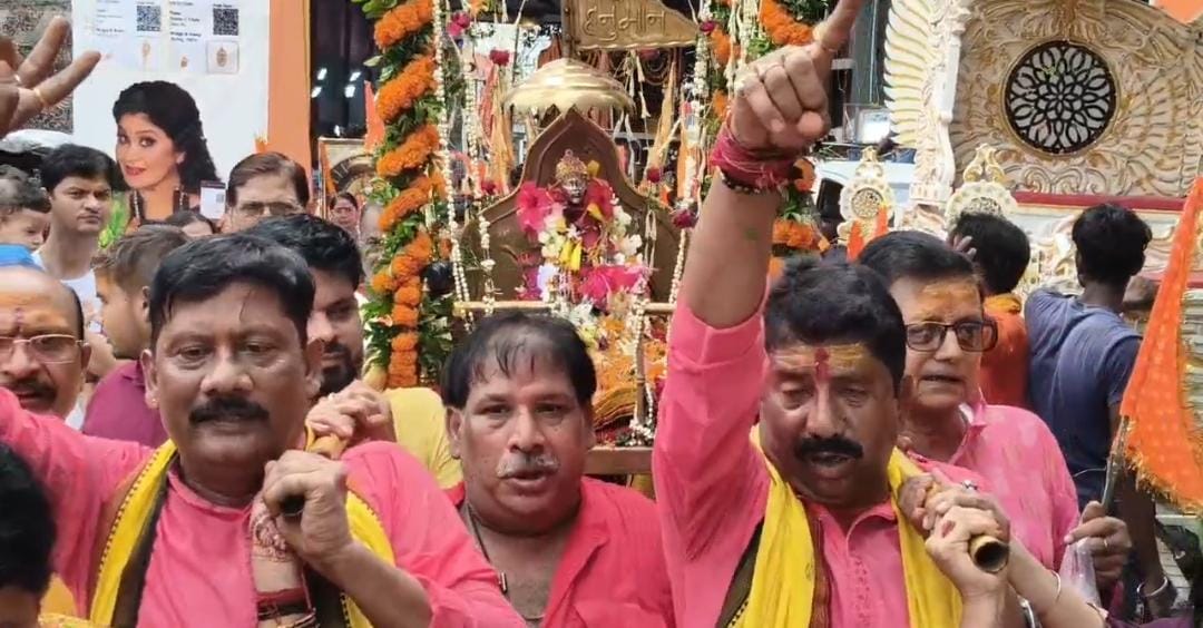 साईं भक्ति में रंगा भागलपुर, हजारों श्रद्धालुओं के साथ निकली साईं बाबा की भव्य पालकी शोभायात्रा