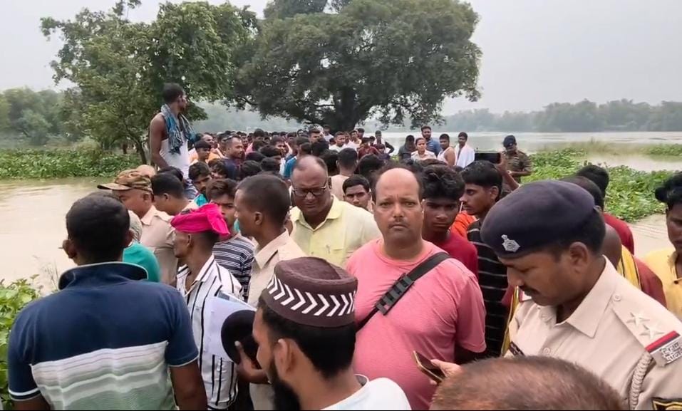 पीरपैंती में नदी में डूबे 24 वर्षीय युवक का शव साढ़े पांच घंटे बाद बरामद, इलाके में मातम