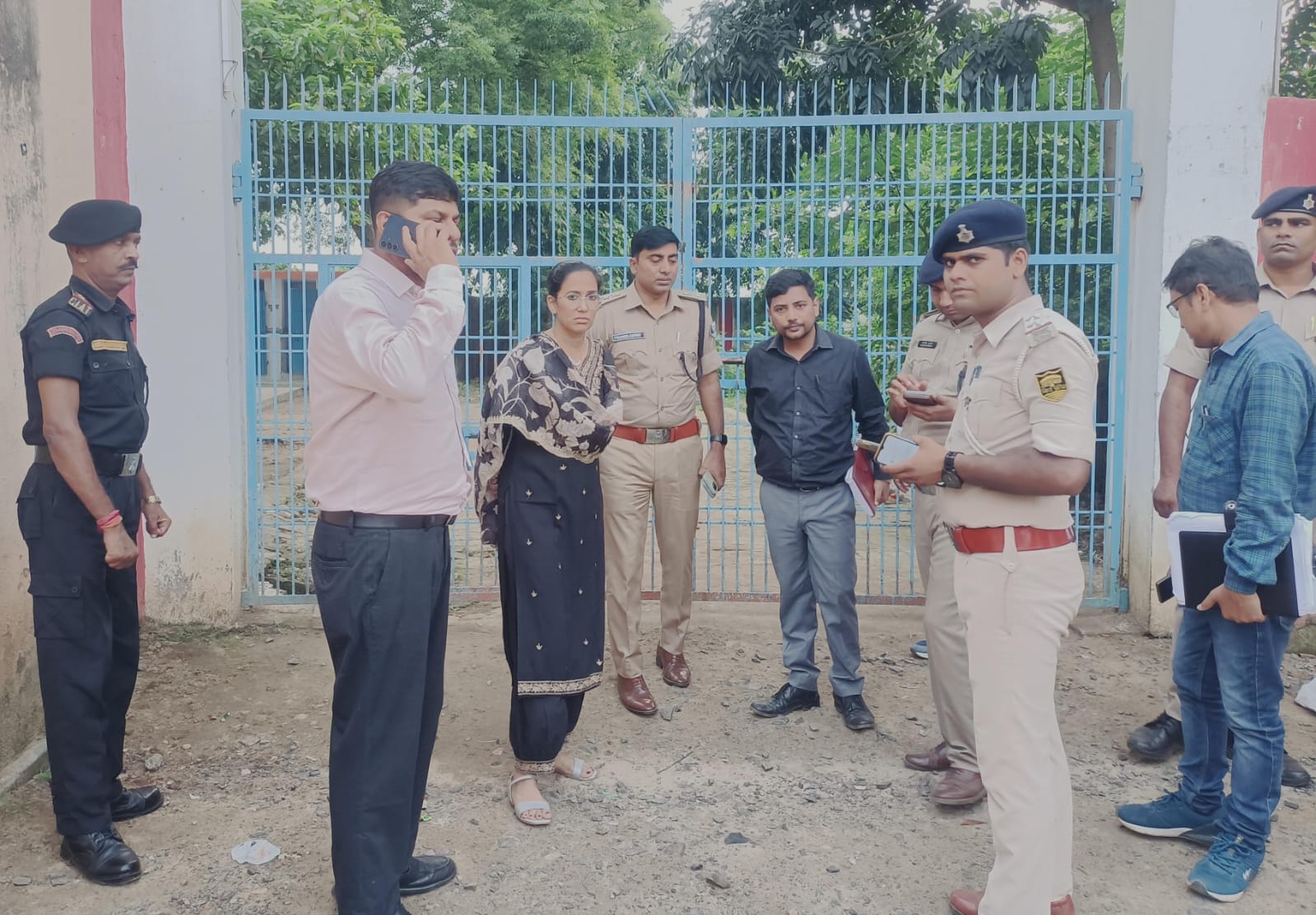 मुख्यमंत्री के प्रस्तावित भागलपुर दौरे की तैयारी तेज, डीएम-एसएसपी ने हेलिपैड स्थल का किया निरीक्षण