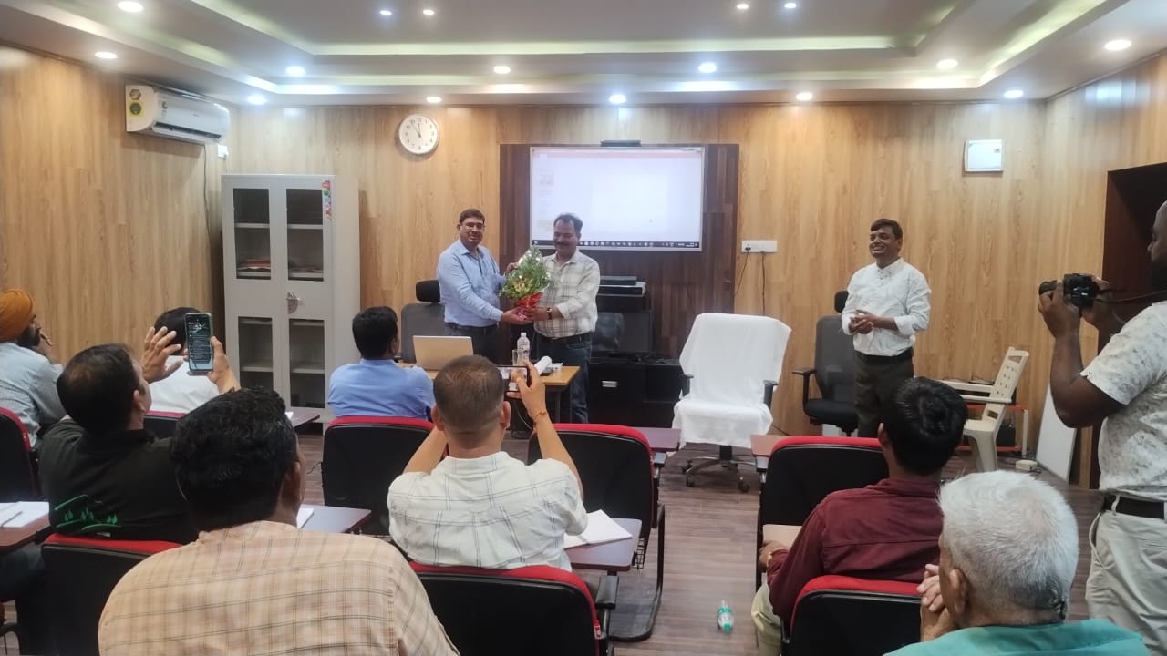 सहरसा में मखाना उत्पादन तकनीक पर अंतर्राज्यीय प्रशिक्षण, उत्तराखंड के किसानों को दी गई आधुनिक खेती की जानकारी