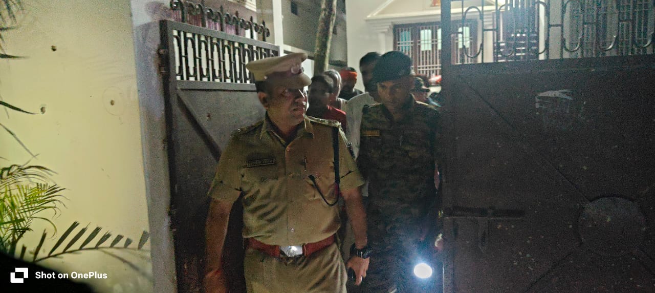 हाजीपुर में राजीव ब्रह्मर्षि के आवास पर ताबड़तोड़ फायरिंग, CCTV में भागते दिखे बाइक सवार; मौके पर पहुंचे वैशाली SP