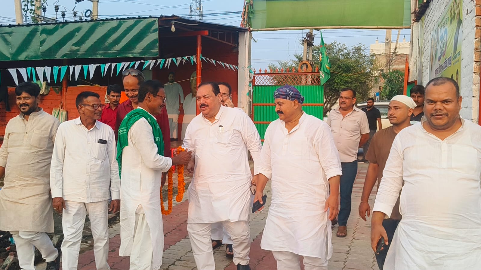 भागलपुर पहुंचे मोहम्मद अली अशरफ फातमी, सरकार और चुनाव आयोग पर साधा निशाना