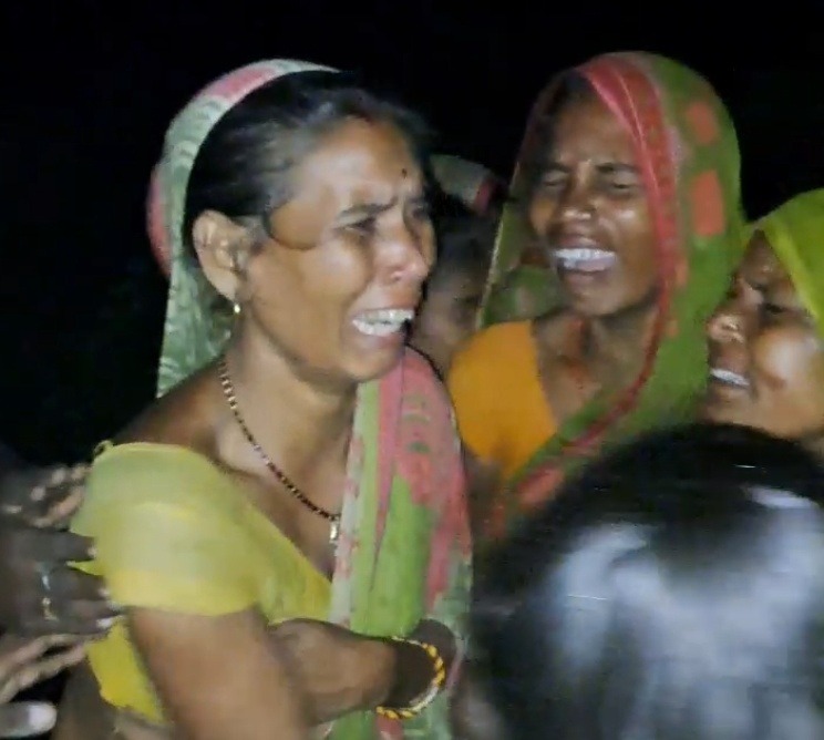 सहरसा में तिलावे नदी में नाव पलटी, 35 वर्षीय महिला की मौत; 12 वर्षीय किशोरी लापता