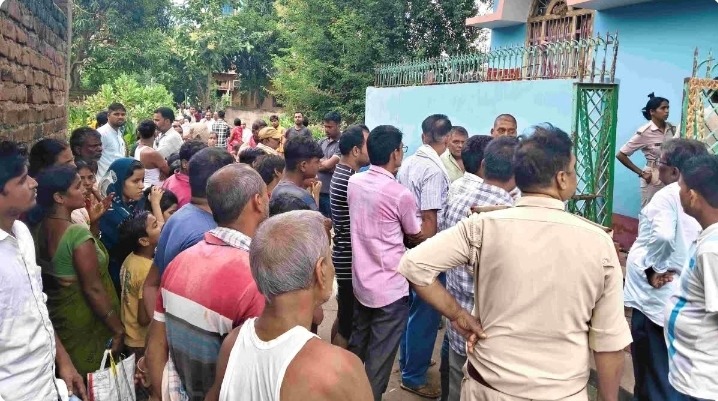 मसौढ़ी में सरकारी शिक्षिका की धारदार हथियार से हत्या, घर के अंदर बेड पर मिला खून से लथपथ शव